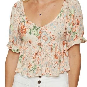 O'Neil 
Isabel Floral Short
Sleeve Blouse